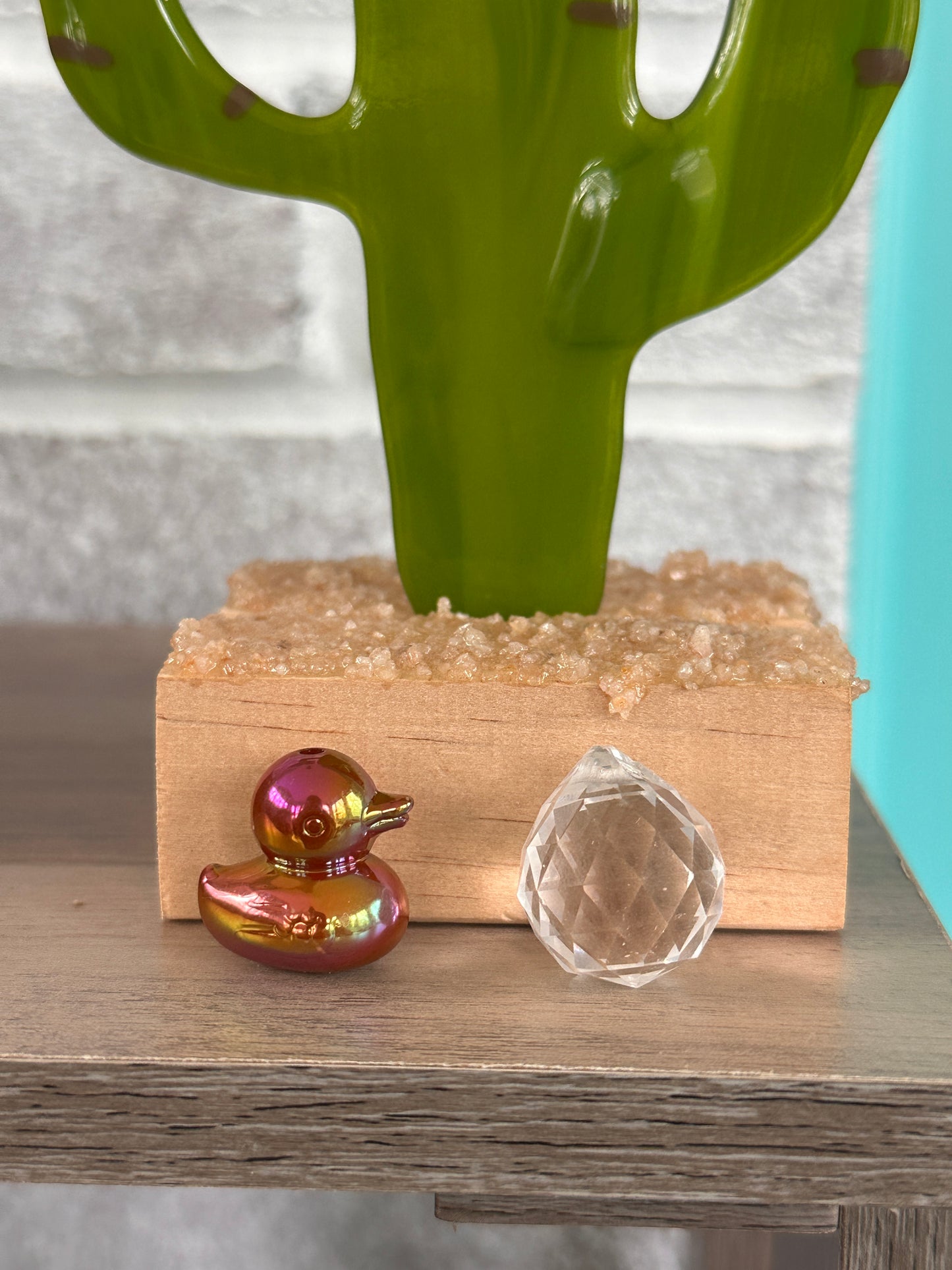 Build a duck double suncatcher