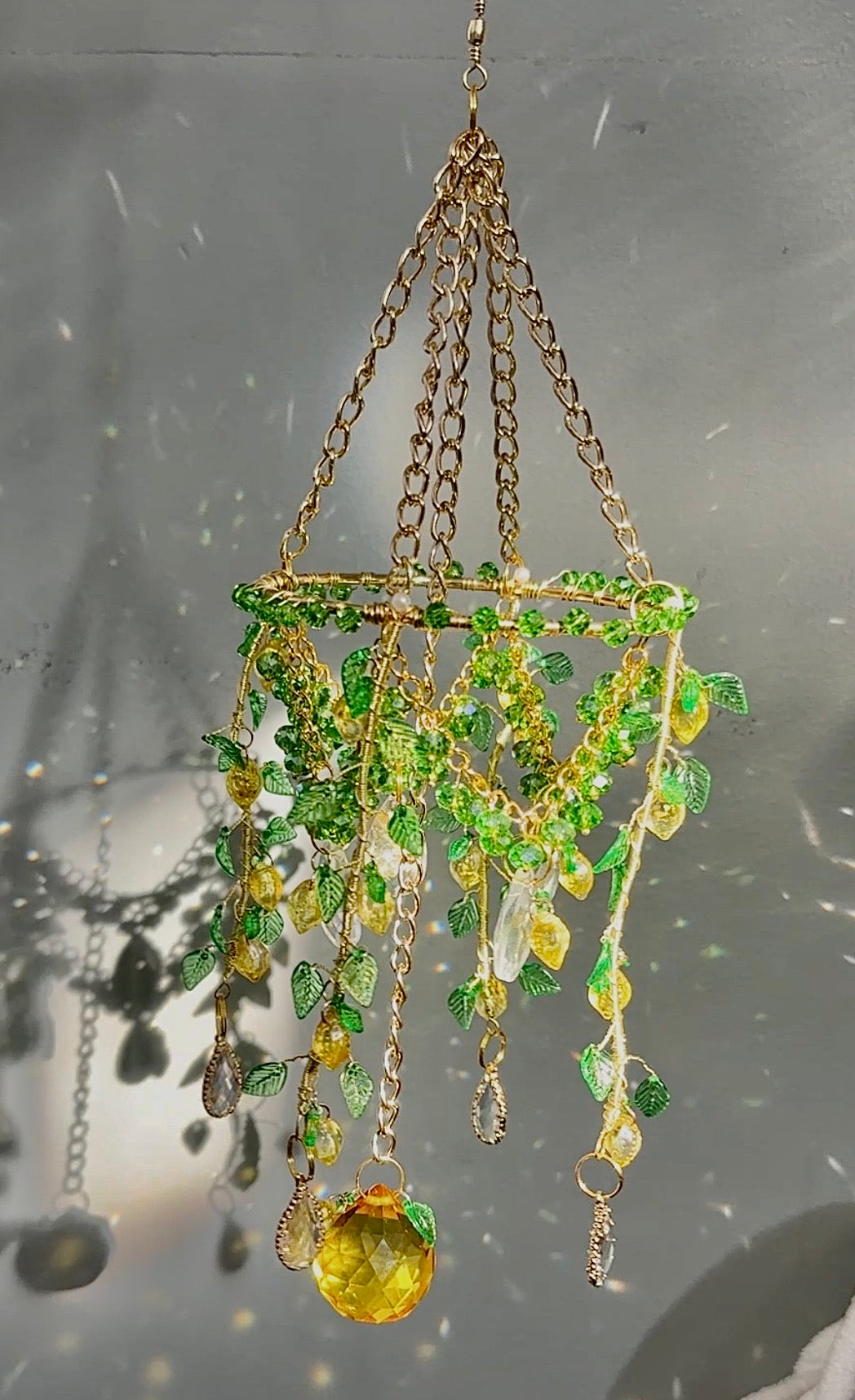 Lemon light chandelier