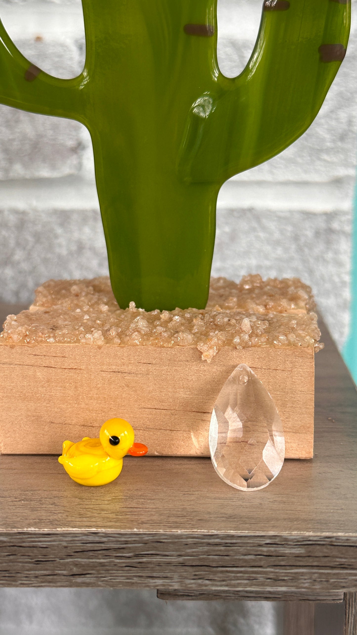 Build a duck double suncatcher