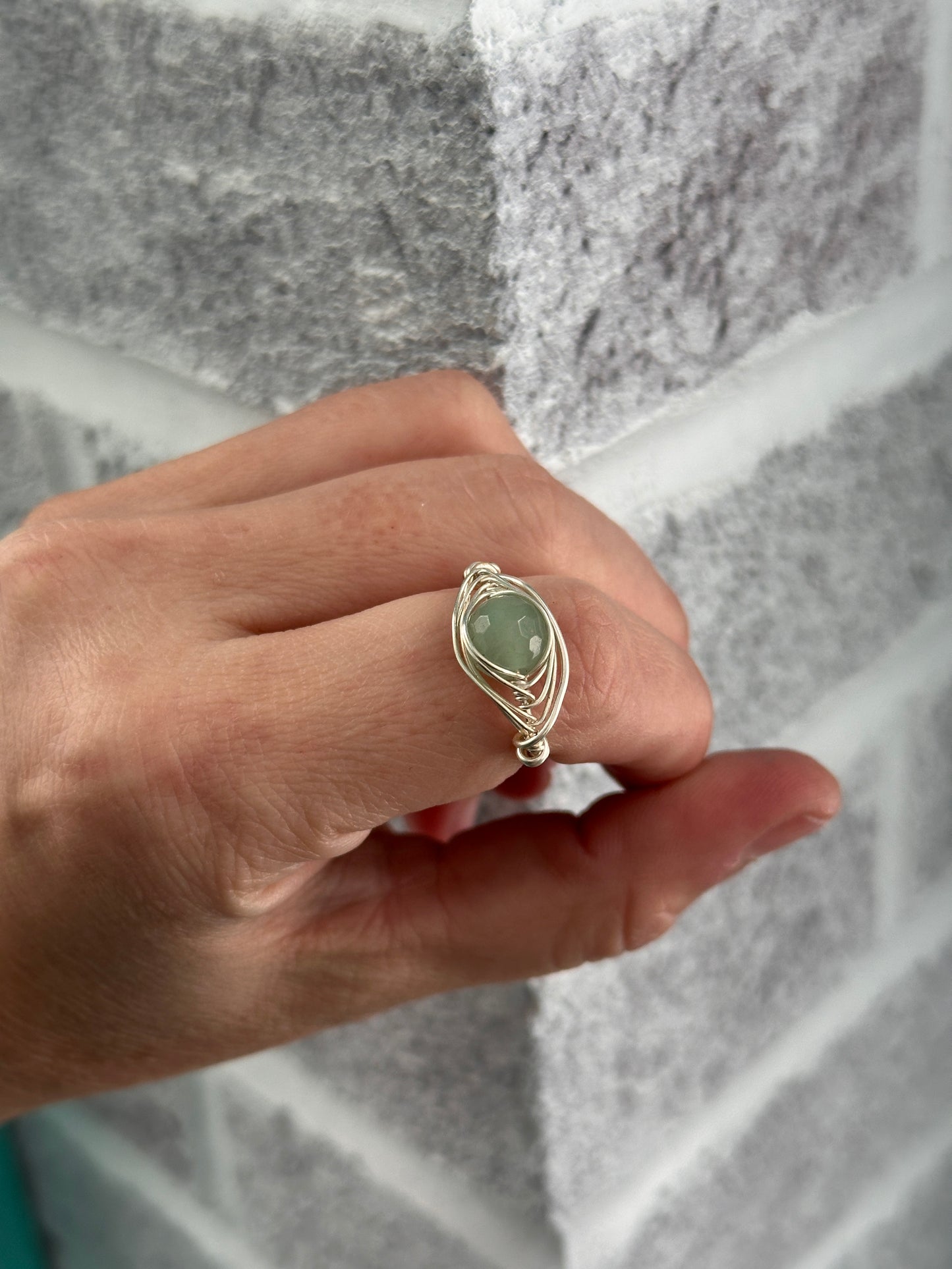 Size 8 green aventurine ring silver plated