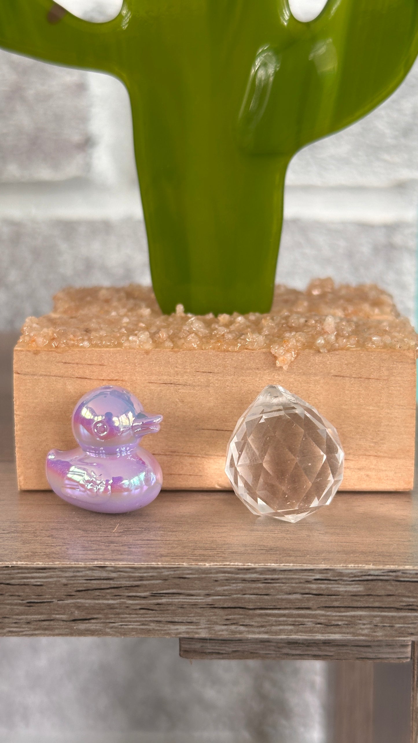 Build a duck double suncatcher