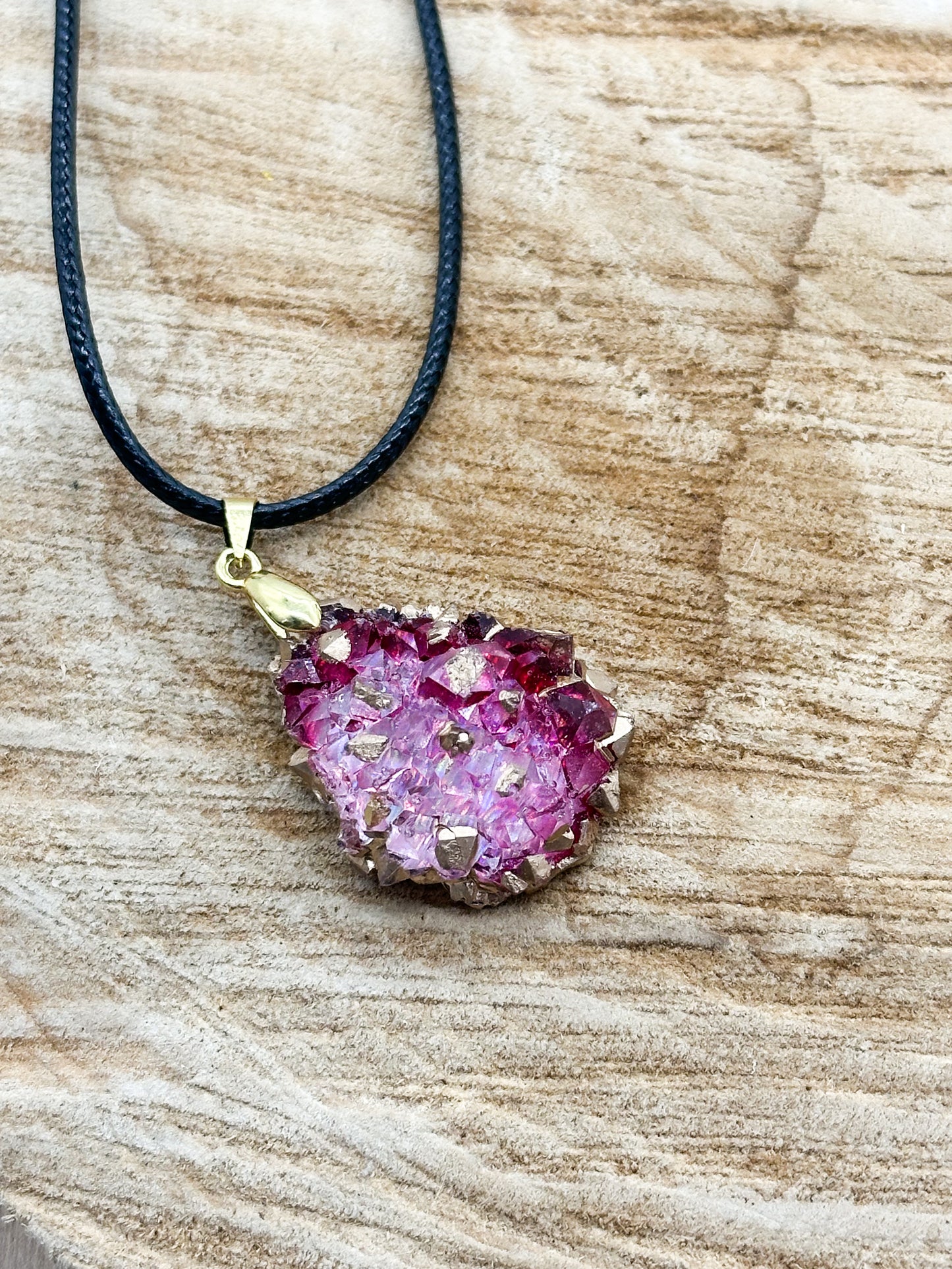 Red And Gold Jagged Tear Geode Necklace