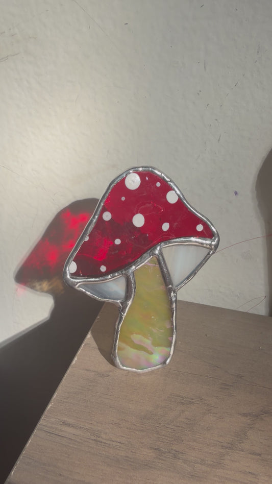 Free standing red mushroom